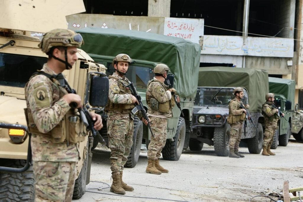 6 army soldiers killed in explosion at weapons depot in southern Lebanon