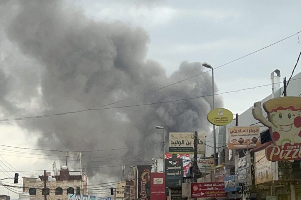 At least 2 killed, dozens injured as Israel launches fresh airstrikes on Yemeni capital