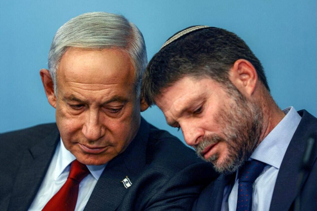 Smotrich threatens Netanyahu with dismantling Palestinian Authority if west bank annexation stalls