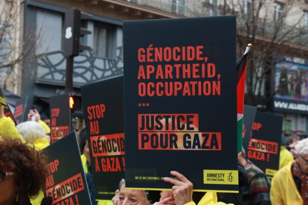 Thousands rally in Paris on International Day of Solidarity with Palestinians