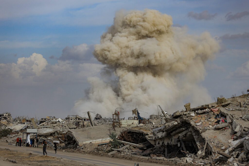 Israeli forces carry out large-scale demolition in Gaza