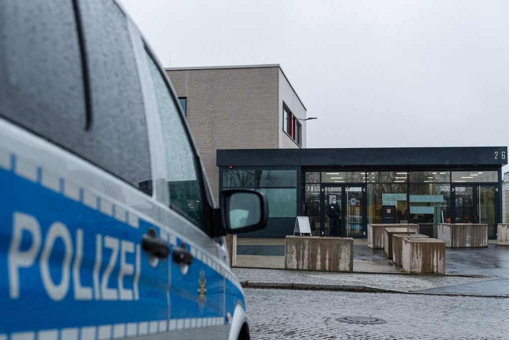 German court bars Muslim woman from serving as judge due to her headscarf