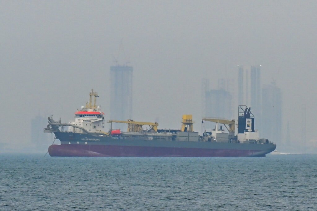 How the closure of the Strait of Hormuz is reshaping global energy flows
