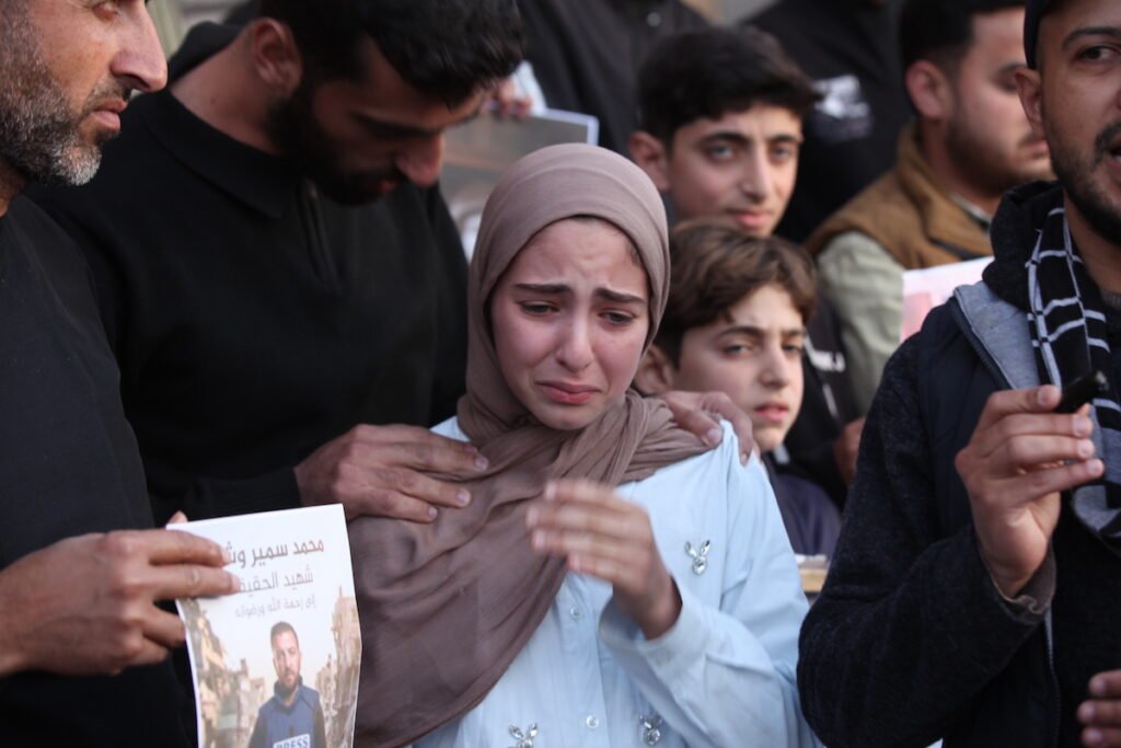 2 dead bodies arrive at Gaza hospitals, death toll surges to over 72,320