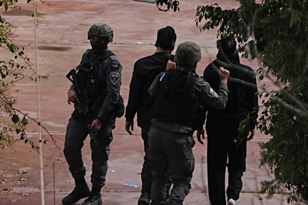 Israeli army detains 10 Palestinians, including 5 children, in West Bank raids
