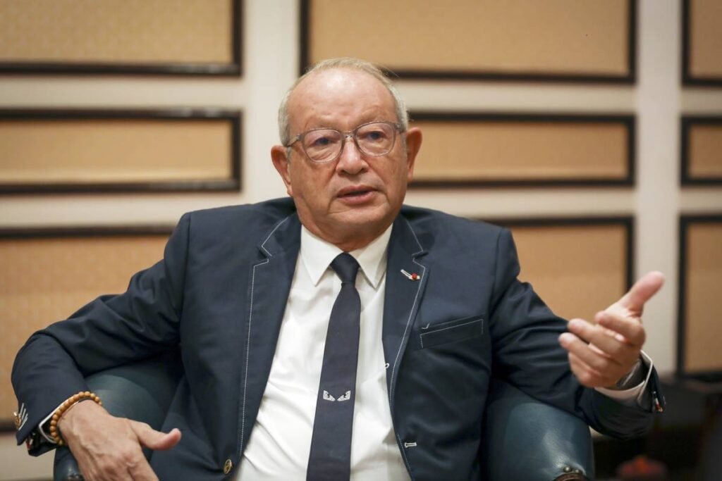 Egyptian billionaire Sawiris sparks debate after calling for closure of state TV