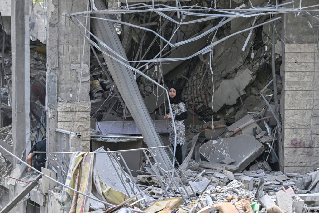 US advises citizens not to travel to Lebanon, northern Israel