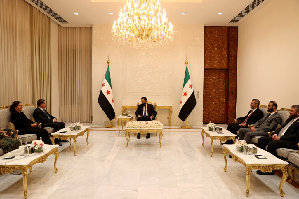 Syria: After SDF dissolution, al-Sharaa discusses integration steps with Mazloum Abdi