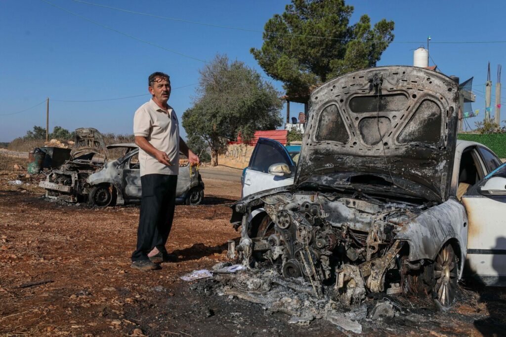 Israeli forces detain 12 Palestinians, with occupiers burning 2 vehicles in West Bank