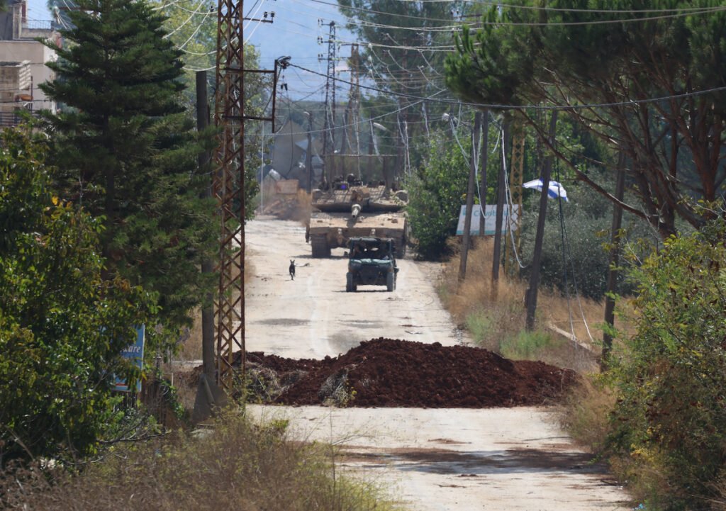 Israeli army prepares for new phase of fighting in southern Lebanon: Report